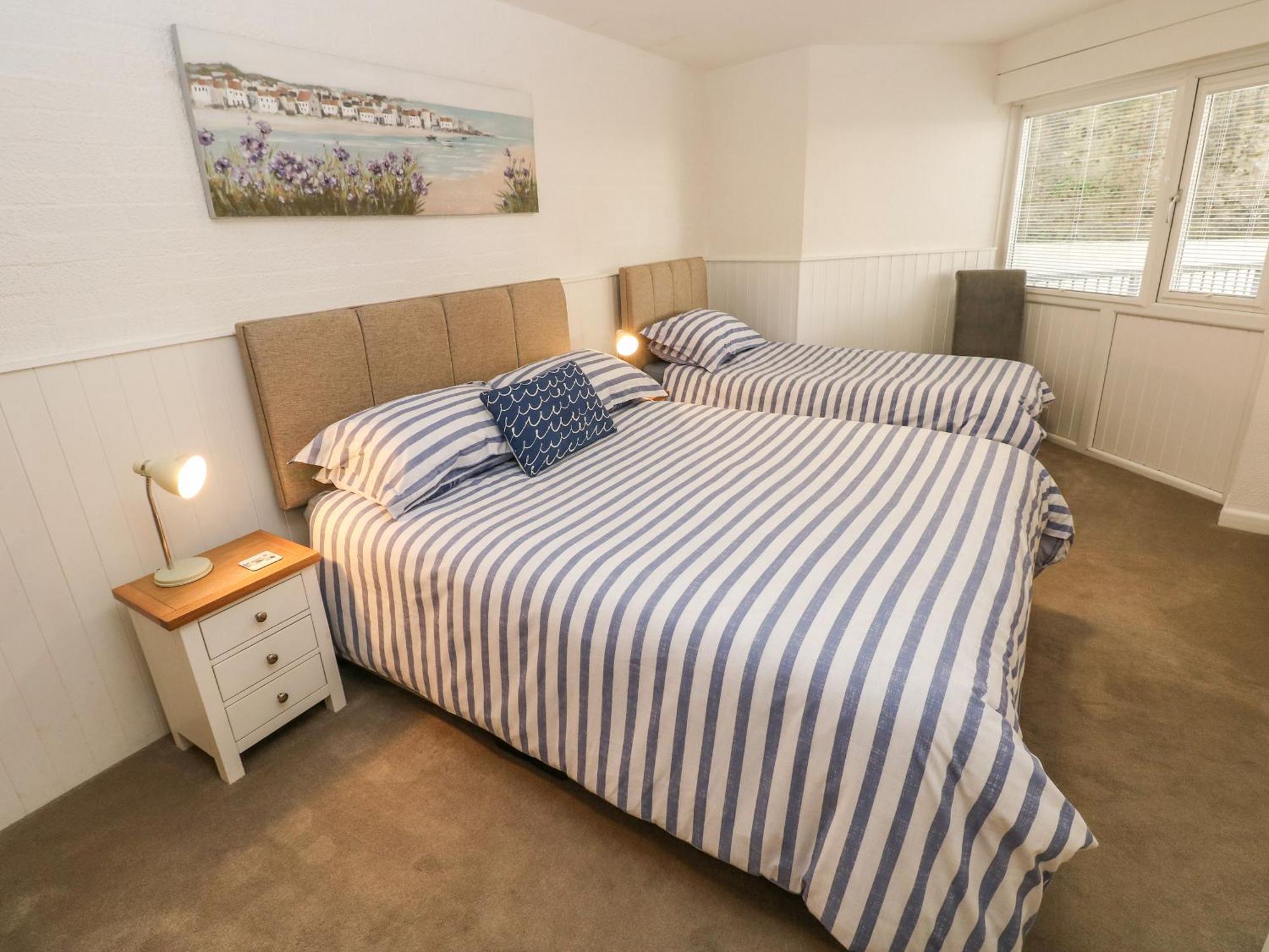 Sea Drift Apartment Tenby Exterior photo